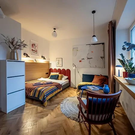 Tranquil Old Town Retreat Apartment Warsaw