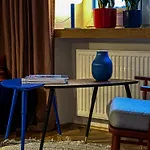 Tranquil Old Town Retreat Appartement *