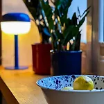 Tranquil Old Town Retreat Appartement