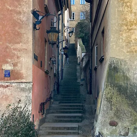Tranquil Old Town Retreat * Varsovie